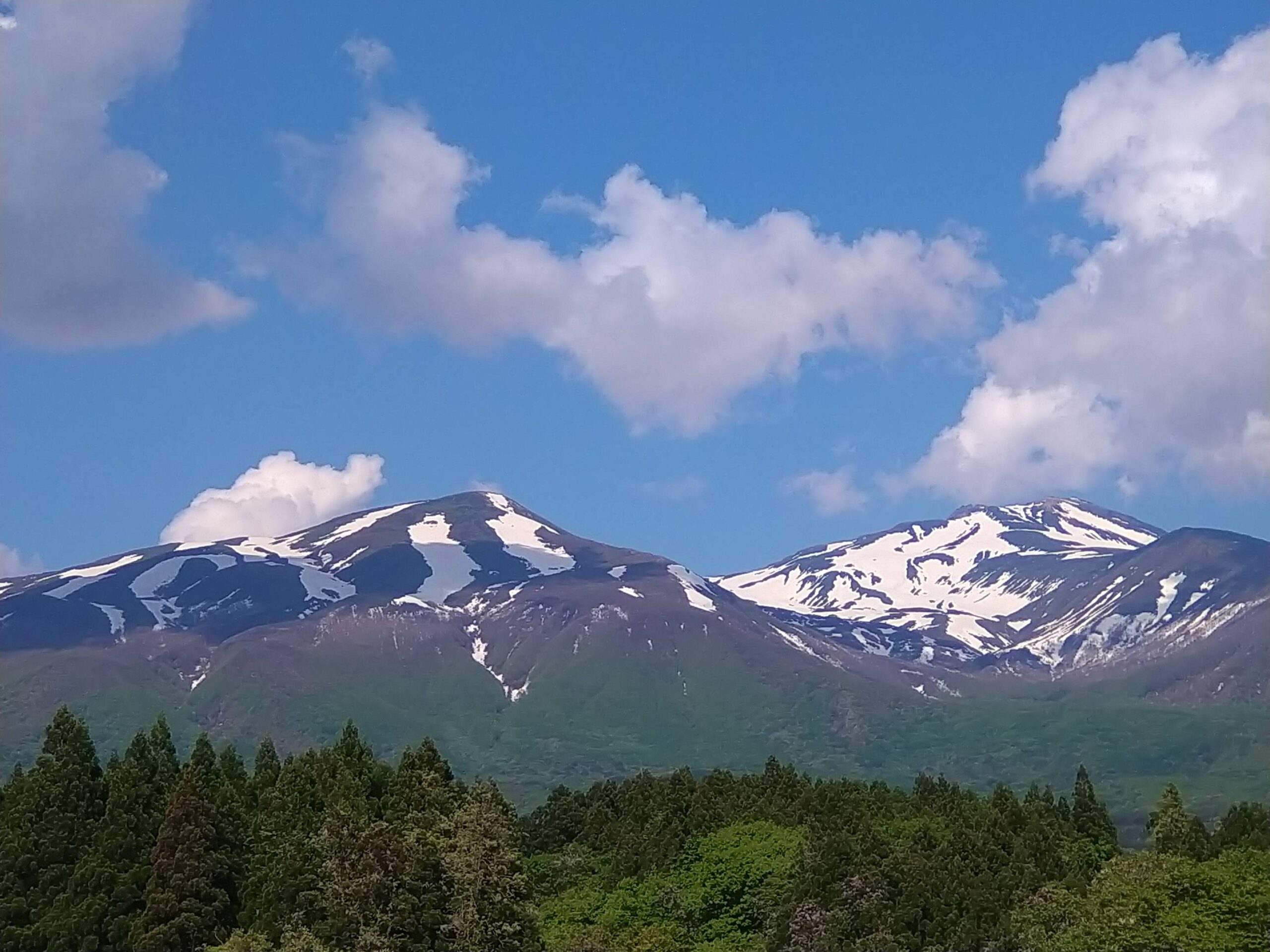 鳥海山の風景(遊佐方面から撮影)
