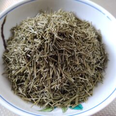 松葉茶にも色々ある？煎茶風松葉茶の作り方と飲んだ感想は？